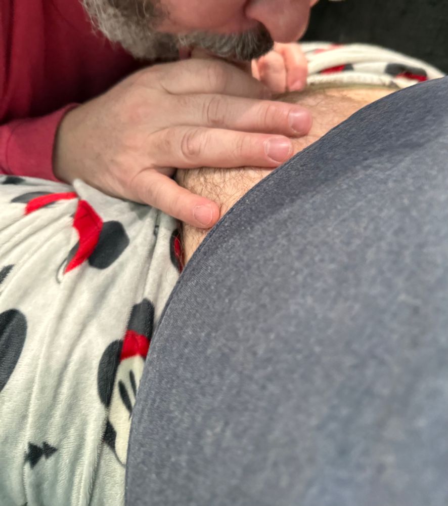 Maddrox sucking my cock on the couch