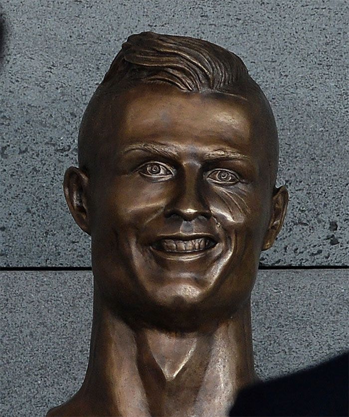 Cracked Ronaldo bust