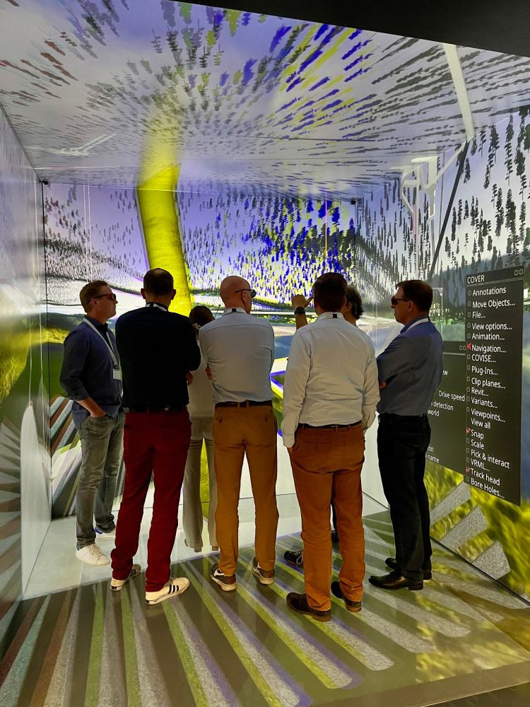 Gruppe in der CAVE
