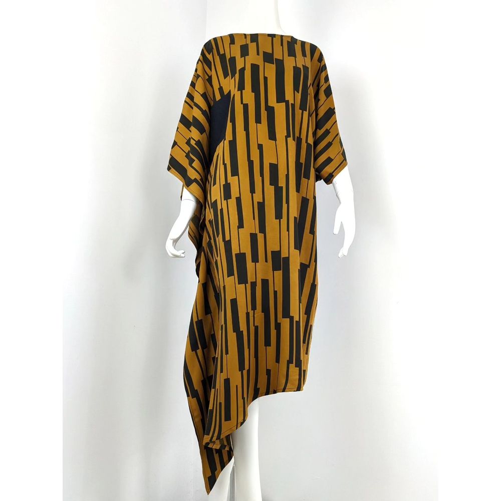 Chic and elegant dark dress, part of Beverly Smart's latest collection.