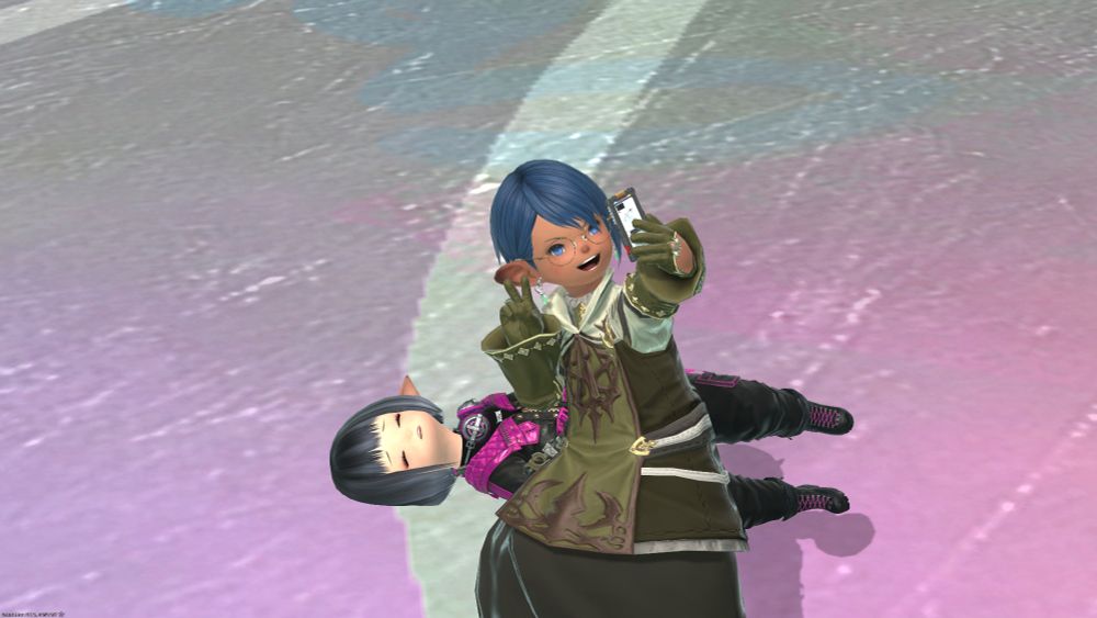 Noted lalafell Rorobi Rarabi taking a selfie in front of a defeated foe in the AAC Cruiserweight M2 (Savage) instance in the hit MMORPG Final Fantasy XIV: Dawntrail