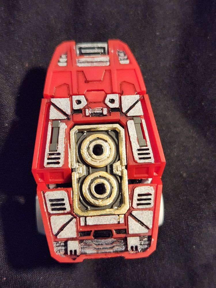 I went all-out on the bottom! A little messy, but I'm still happy with the details. 