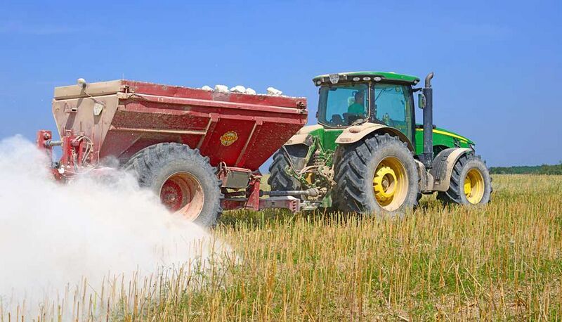 Liming a field