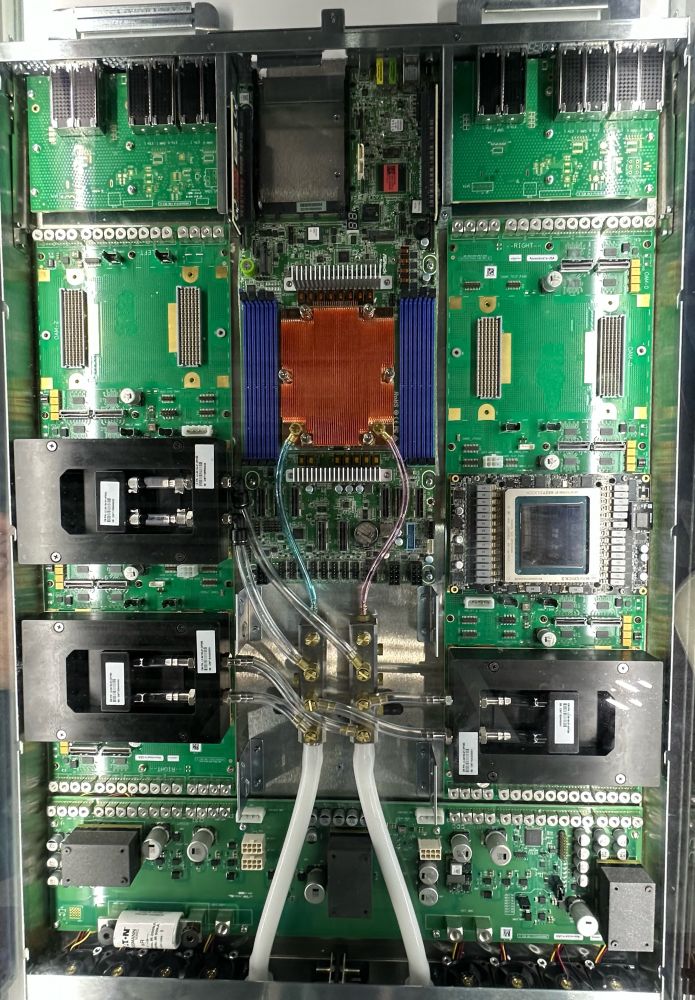 Example NextSilicon system tray with an x86 and some array of populated and depopulated Maverick sites.