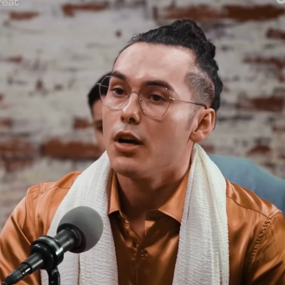 Screen shot from the latest Jubilee Surrounded video on YouTube featuring more smug nonsense from a guy named Michael.