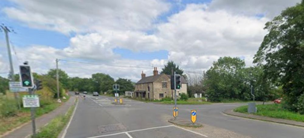 A415 Tollgate crossing with no pedestrian crossing phase