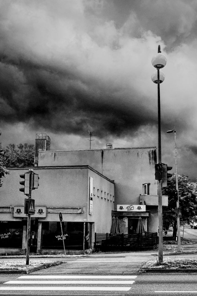 Monochrome street photo 
