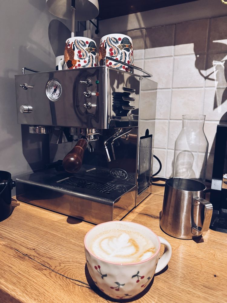 Coffee Orgasm: quick mill, Eureka Mill and Popcorn Oatly triple Shot Flat white XL 