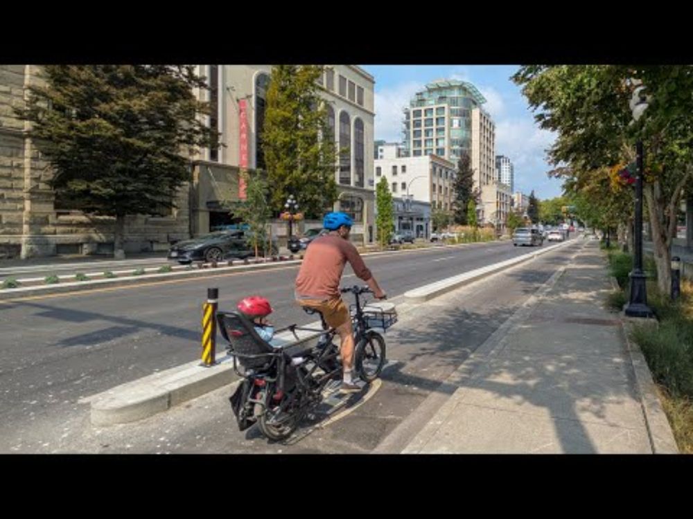 Blanshard Street Protected Bike Lane (Victoria, BC - August 2025)