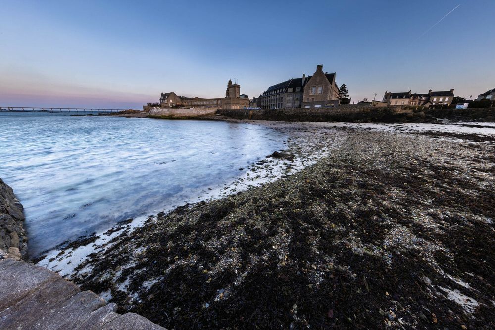 Building of a research institute by the sea in Roscoff, France