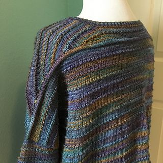 https://www.ravelry.com/patterns/library/donner  
Yarn: Brooks Farm Acero