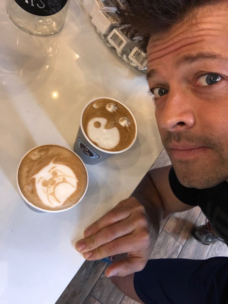 Misha Collins with bulldog and pacman cappuccinos 
