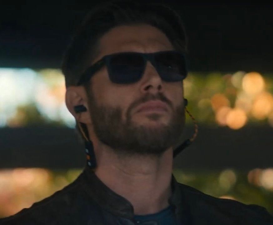 Jensen Ackles on countdown wearing sunglasses and headphones 