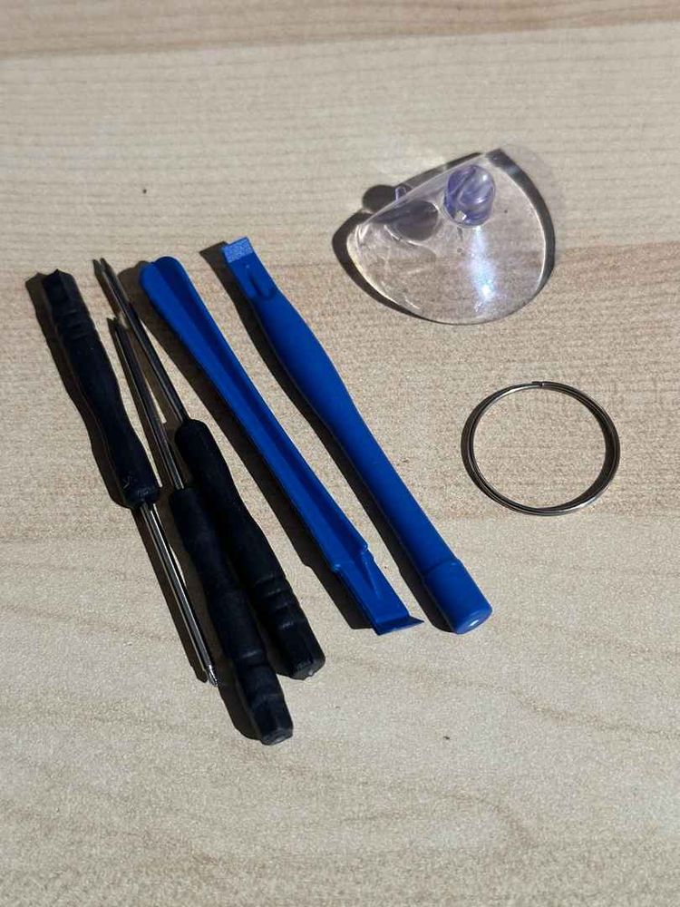 Those cheap and nasty “free tools” that come with every replacement phone screen, battery etc etc. Have tried in the past, can confirm that they are, in fact, shit.