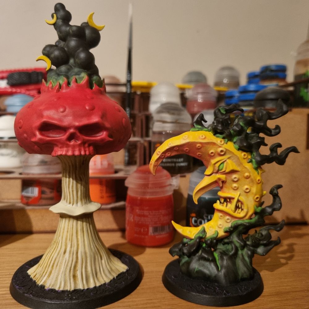 Two painted gloomspite gitz endless spells.
