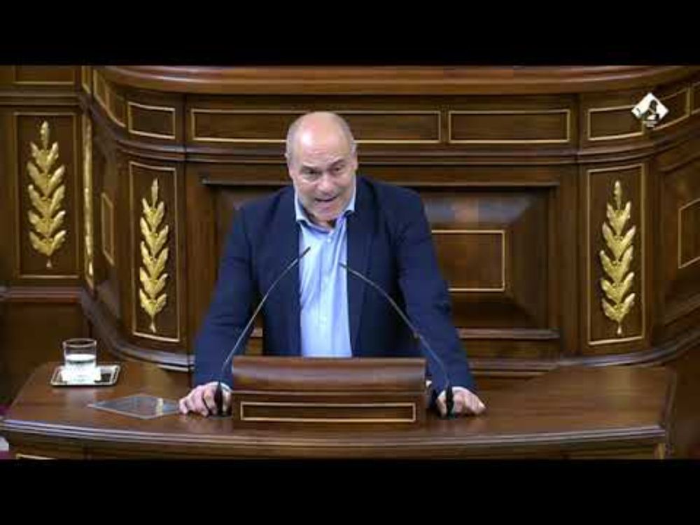 Regularització ja! Per què el govern continua bloquejant els drets de les persones migrades?