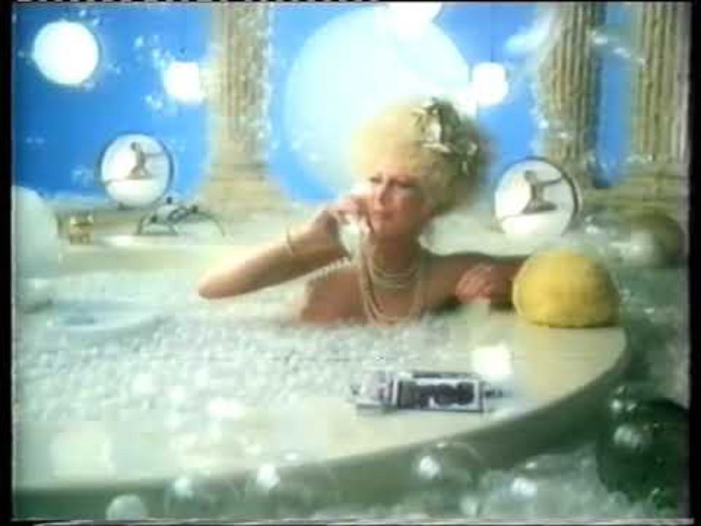 Adèle Bloemendaal - Reclame - Bros