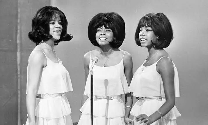 Three amazing singers.
The Supremes, baby.
No shade, not even for Diana ‘Don’t Touch Me!’ Ross.