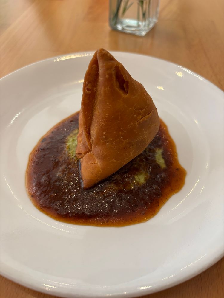 Vegetable samosa 