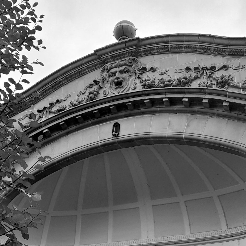 a building in York that expresses all the feels for Monday morning