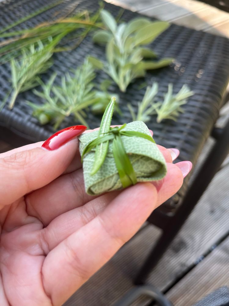 Incense pouch made of garden sage and sweetgrass