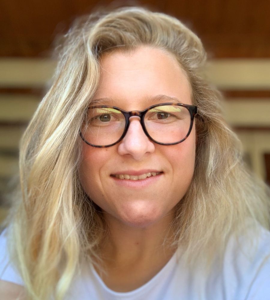 Headshot of researcher Dr Nicole McPherson