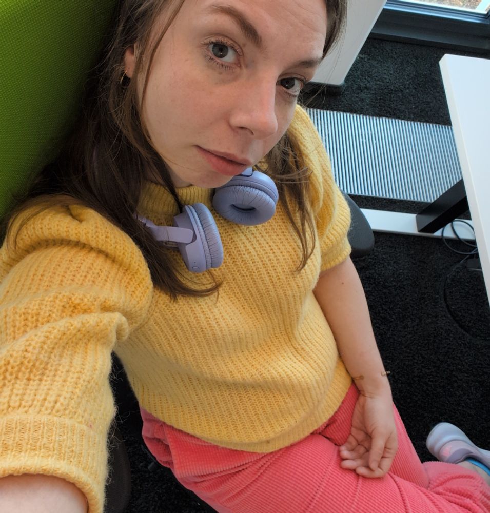 Me in said butter yellow jumper and coral pink trousers.