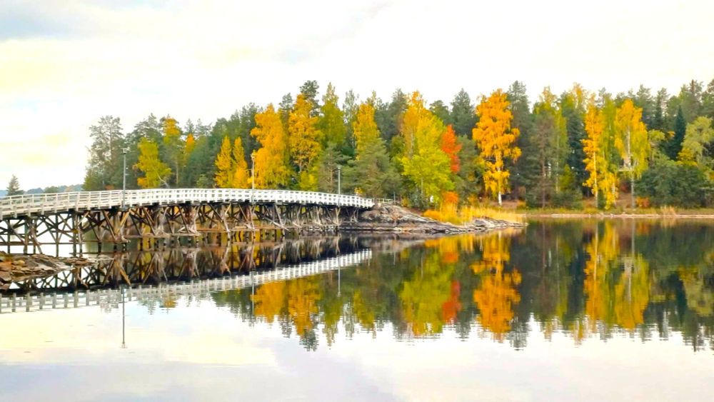 Savonlinna, Saimaa, silta Kasinonsaarelle, ruska