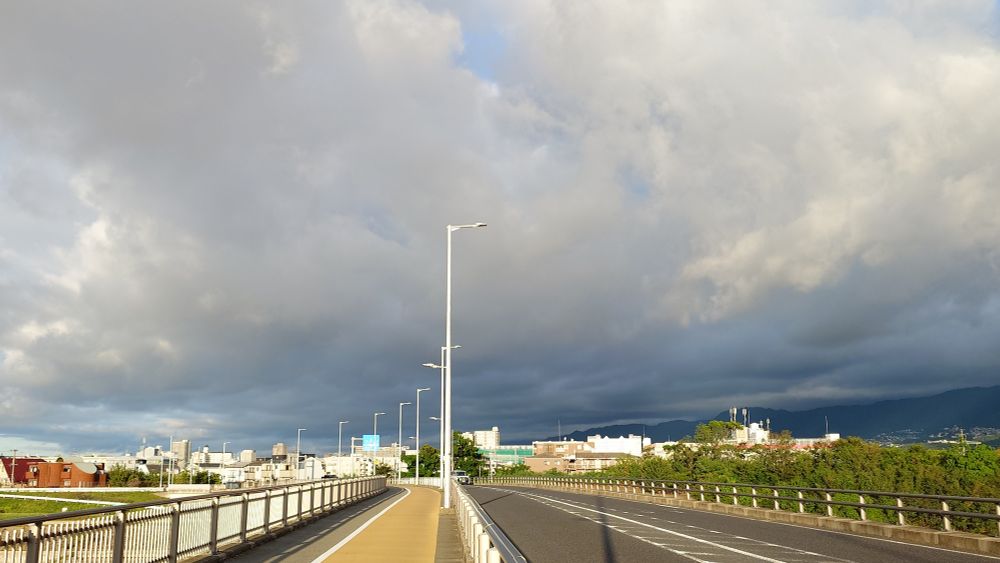 西の空~⛰️六甲山