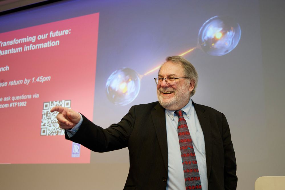 Image of Prof Sir Peter Knight.