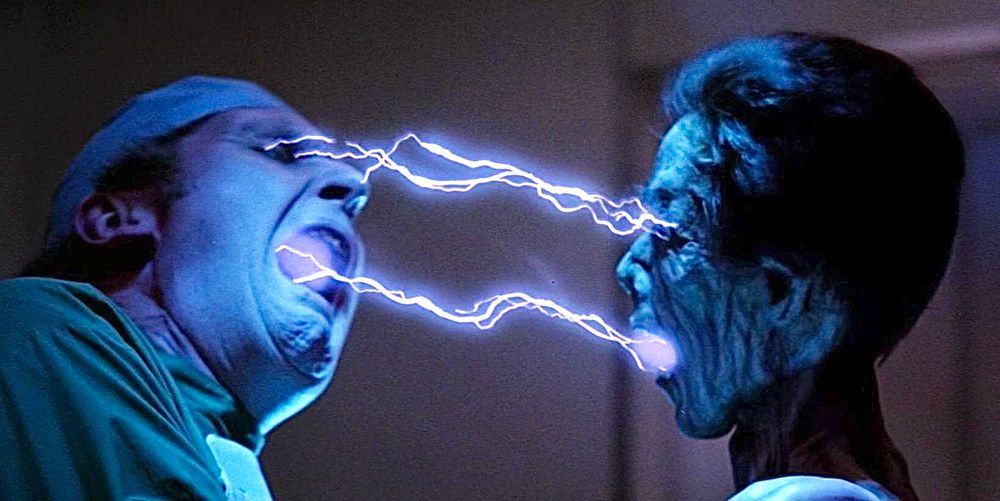 𝙇𝙞𝙛𝙚𝙁𝙤𝙧𝙘𝙚 : 𝟏𝟗𝟖𝟓 : 𝟏𝟎𝟏 𝐦𝐢𝐧 
𝐃𝐢𝐫𝐞𝐜𝐭𝐞𝐝 𝐛𝐲 𝐓𝐨𝐛𝐞 𝐇𝐨𝐨𝐩𝐞𝐫 