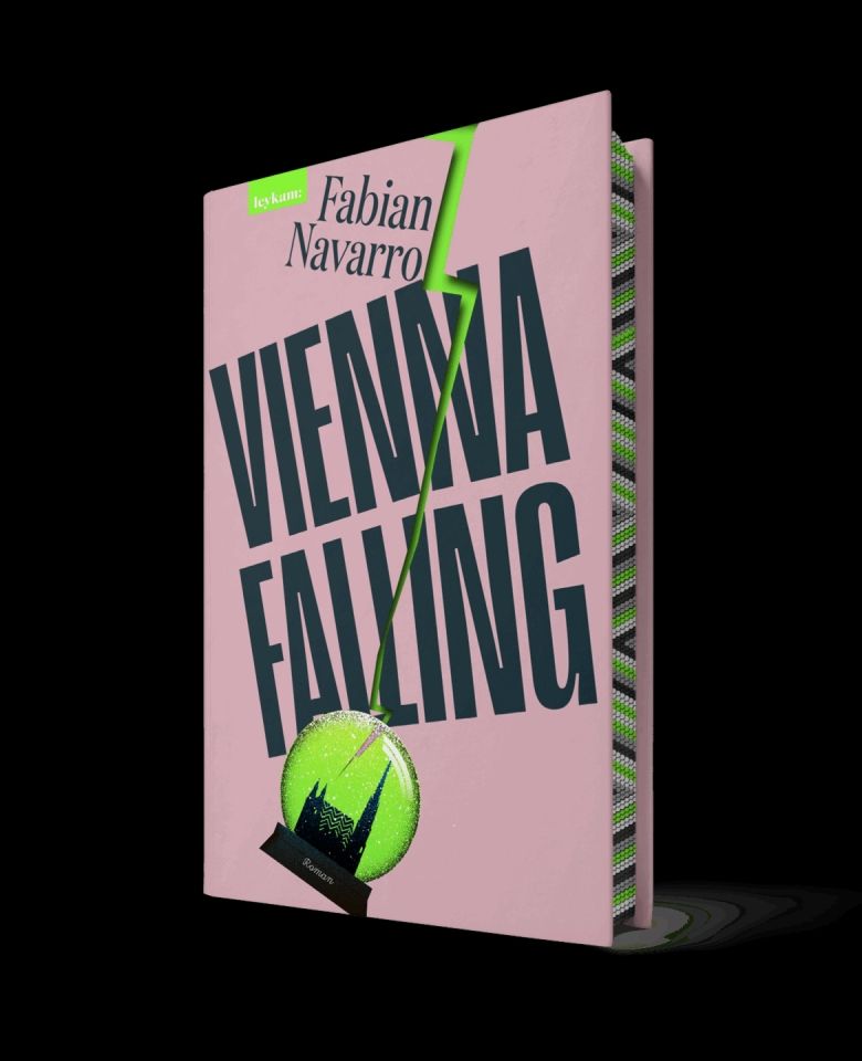 Cover Vienna Falling von Fabian Navarro
Grüner riss zieht sich durch das rosa cover
Fabrschnitt zeigt das Muster vom Dach des Stephansdoms
Darunter gesprungene Schneekugel in grün mir dem Stephansdom darin