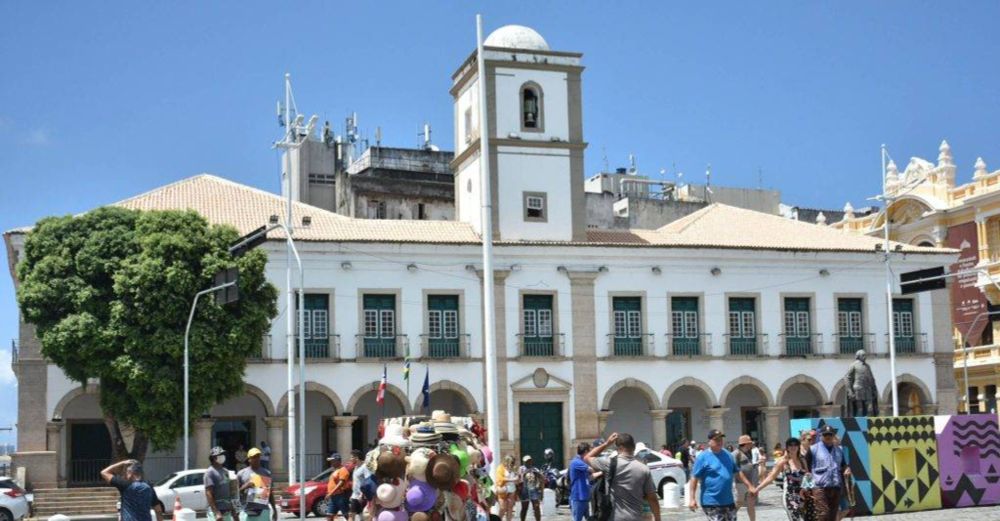 Candidatos a vereador em Salvador receberam R$ 42 milhões, 128% a mais que em 2020 | Aratu On - Notícias da Bahia e dos baianos