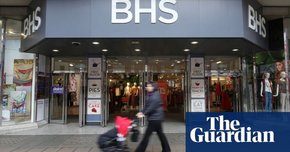 Two former BHS directors ordered to pay £110m to creditors