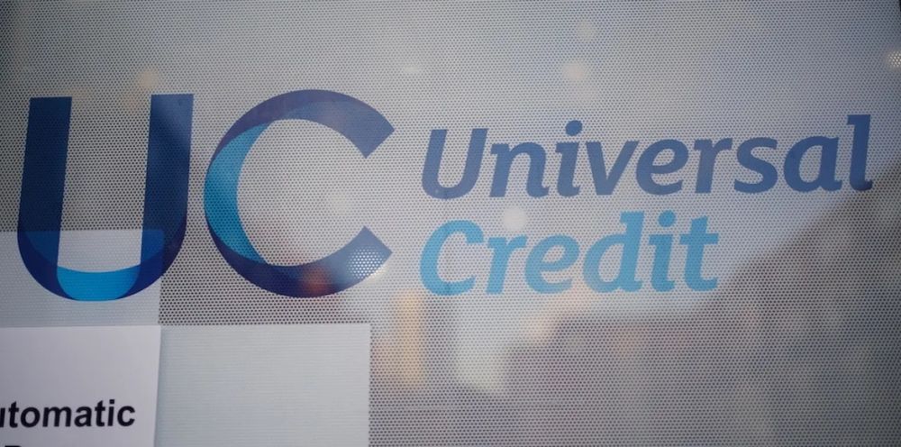 Work and pensions committee calls on government to withdraw cuts to universal credit