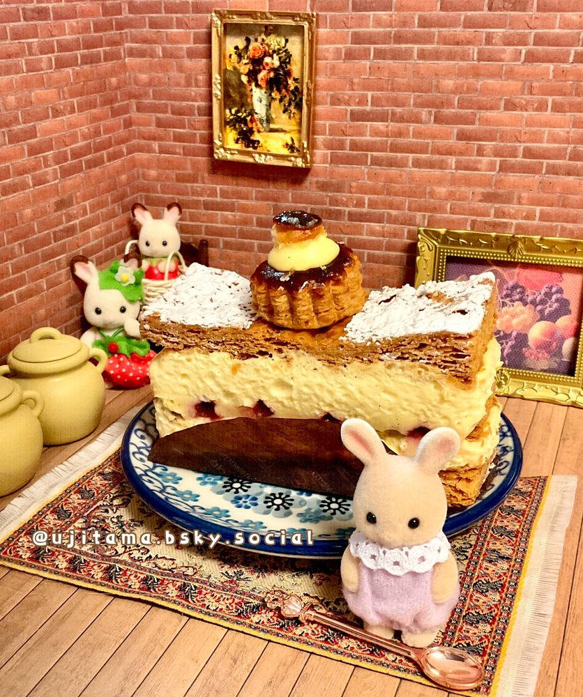 ミルフィーユ（おいしい）とシルバニアのみるくウサギ、ショコラうさぎの赤ちゃんの写真です