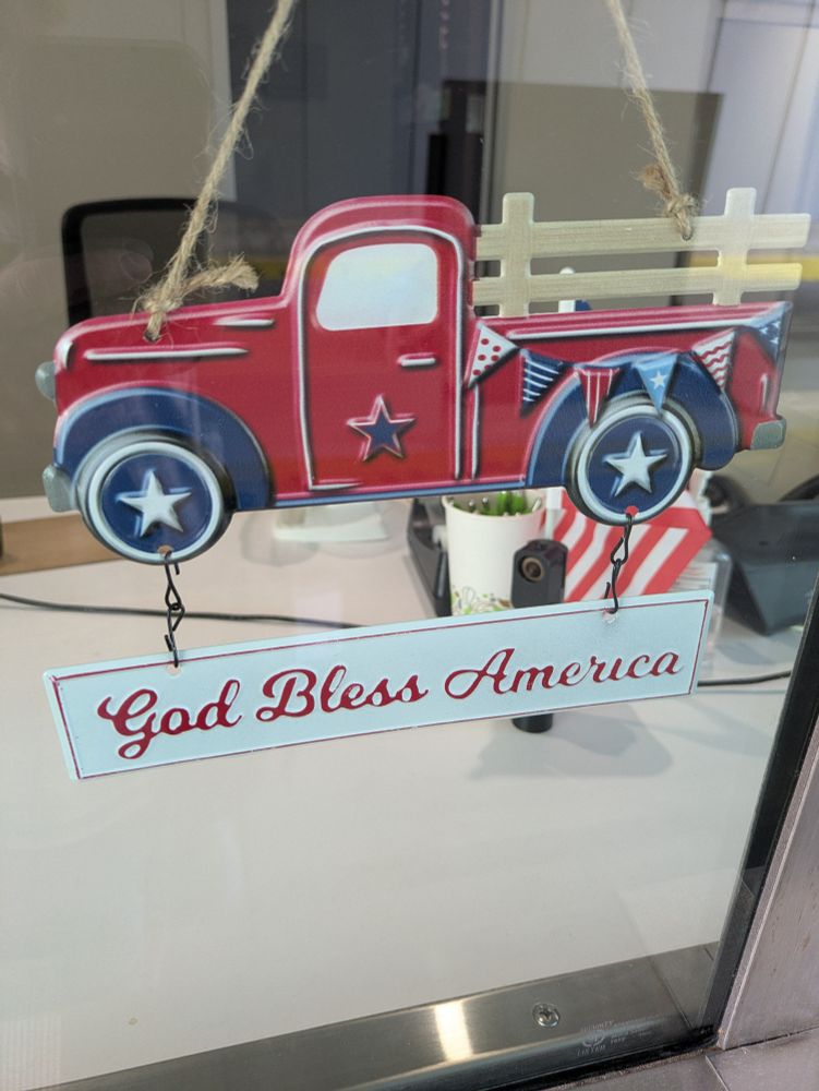 Gad bless America!
Gad bless us, everyone!