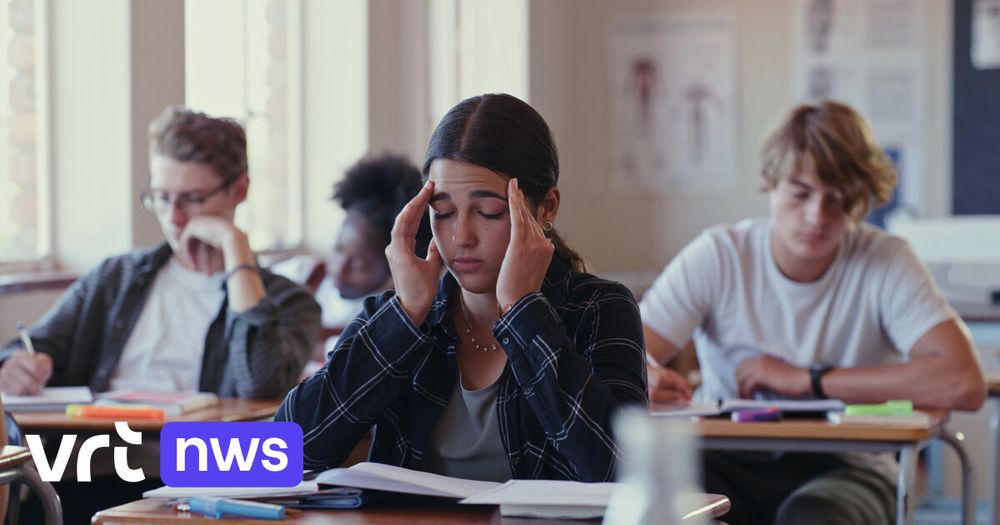 Vanaf maandag moet de jeugd opnieuw vroeg uit de veren om naar school te gaan. Na een hele zomervakantie uitslapen, kan dat zeker bij tieners wel pijn doen. En dat is niet omdat ze lui zijn. "Veel jon...