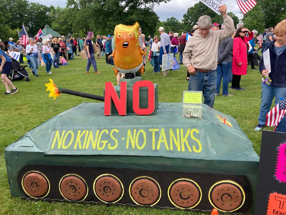 A beautiful piece of public art labeled No Kings, No Tanks