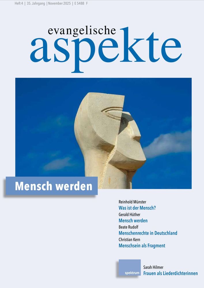 Cover der Zeitschrift. Titelbild ist eine Skulptur aus hellem Stein aus einem Skulpturenpark auf Zypern. Gezeigt wird ein Gesicht, aber es ist zweigeteilt: auf der einen Seite der Hinterkopf und das Auge, verschoben dazu Kinn und Nase. Im Hintergrund blauer Himmel.