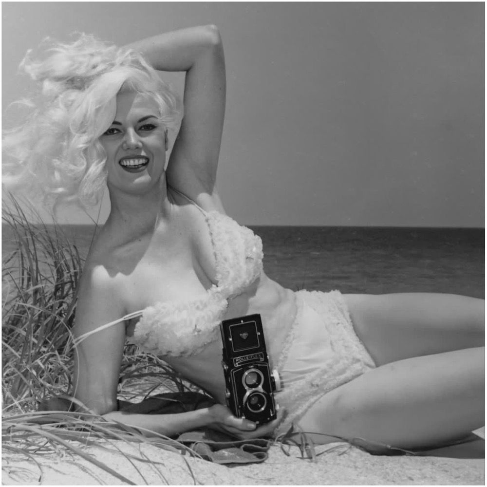 Naked Ambition is a new documentary film from directors Dennis Scholl and Kareem Tabsch, spotlighting legendary pinup model‑turned‑photographer Bunny Yeager