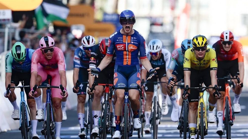 Van Uden sprint naar zege in vierde etappe Giro d'Italia