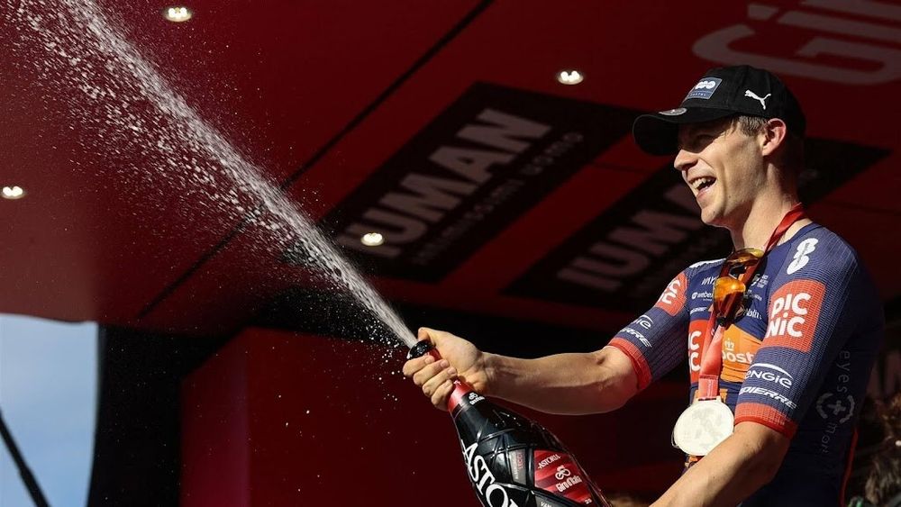 Sprinter Van Uden dankt ploeggenoten die in hem geloofden