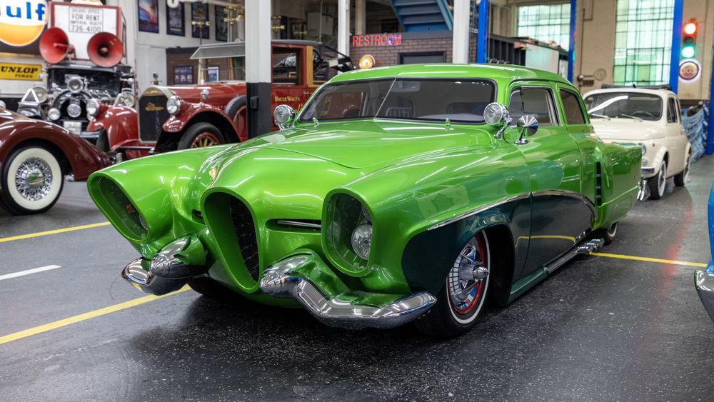 1950 Studebaker Champion Custom Sedan in metallic green