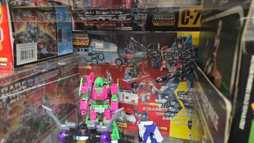 Japanese  combiner Transformers City Scramble combined set