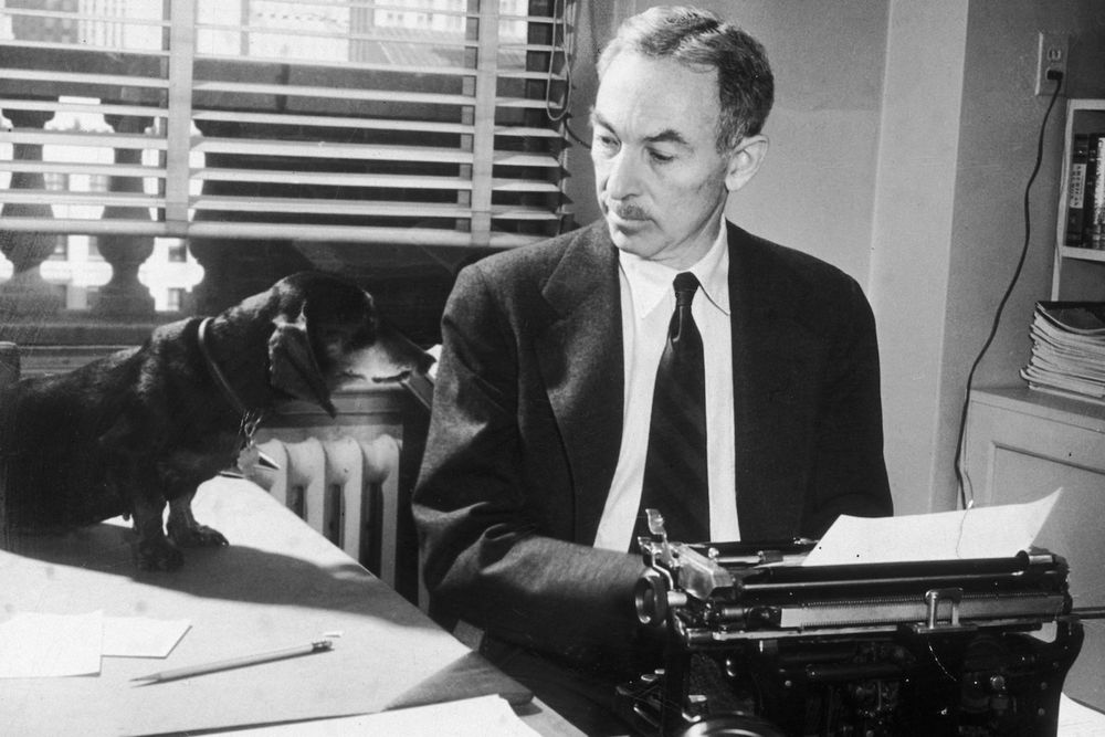 Happy birthday, E. B. White, essayist, humourist, co-author of Strunk & White’s Elements of Style and author of Charlotte’s Web, born 11 July 1899.

‘Writing is an act of faith, not a trick of grammar.’
—E. B. White

#Readers #BlueSkyBooks #Books #WritersOfBlueSky #BlueskyLit #WritingCommunity