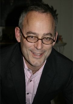 Happy Birthday, Amor Towles, born 24 October 1964.

‘Early on in the writing, there is often a sentence that pins down a character for me.’
–Amor Towles

#Readers #Writers #Books