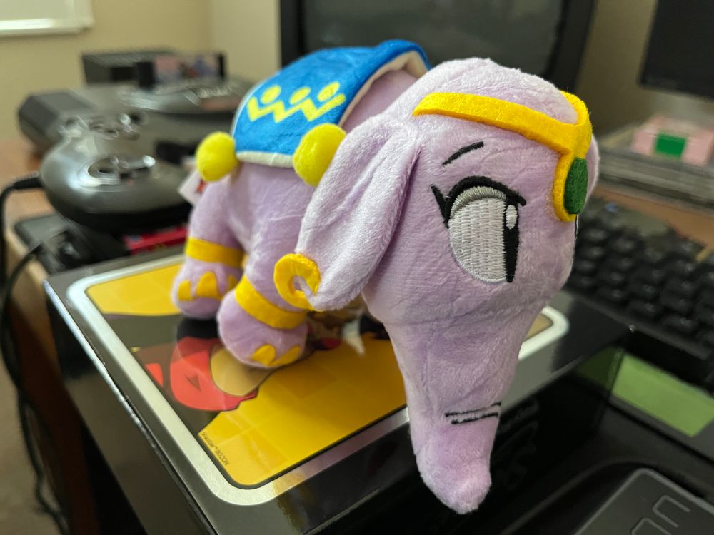 The elephant plush that was included with the package (apparently early pre-orders for the collector’s edition gave you a chance to either receive a monkey-form Shantae or elephant-form Shantae.)