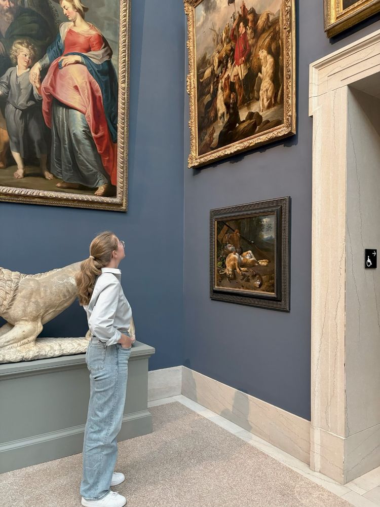The Nook Farm Voices students visiting the Wadsworth Atheneum in Hartford, CT.
