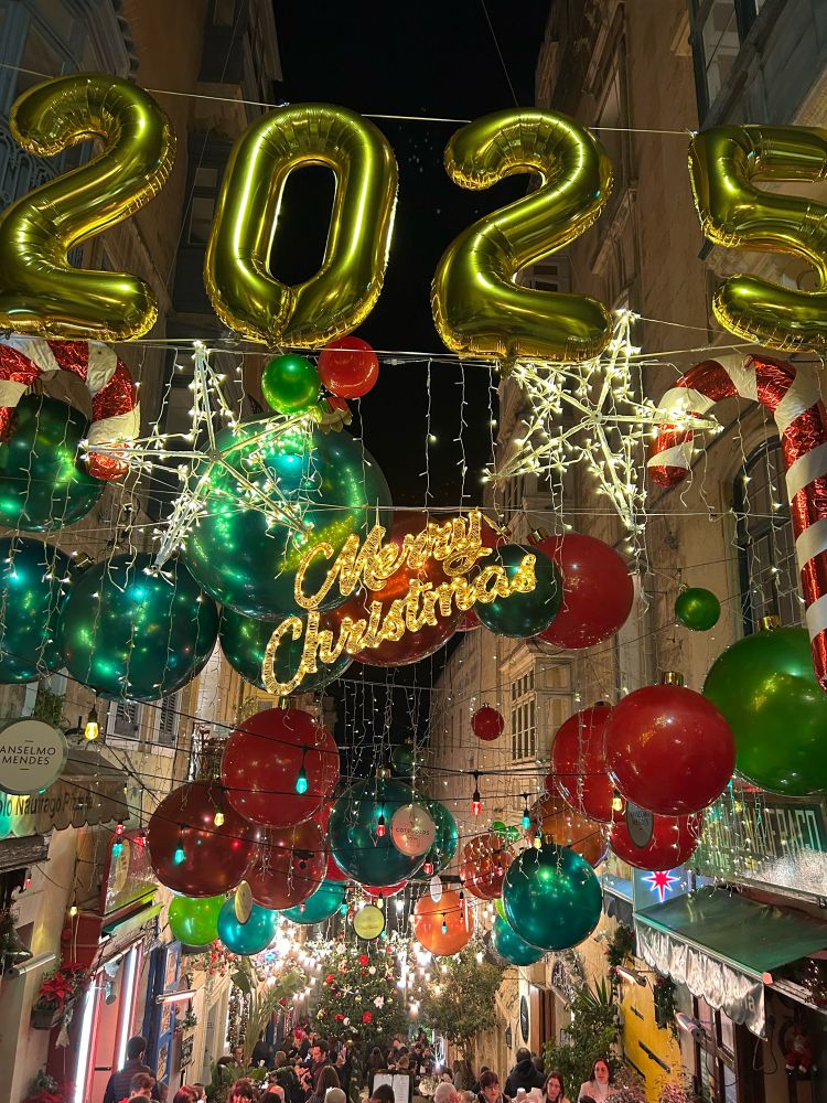 Street Christmas decorations